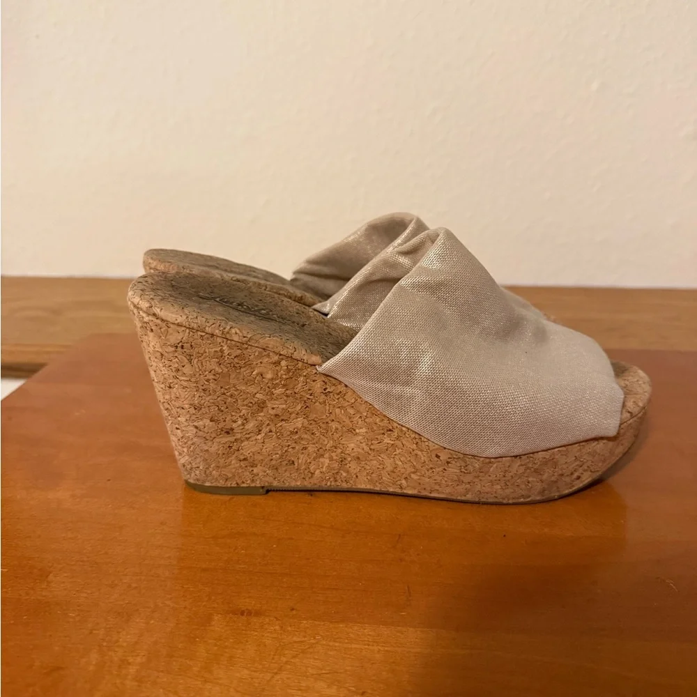 Lucky Brand step into