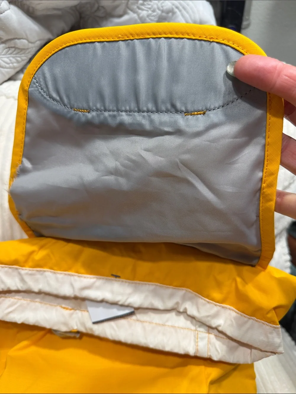 Camelbak yellow daypack