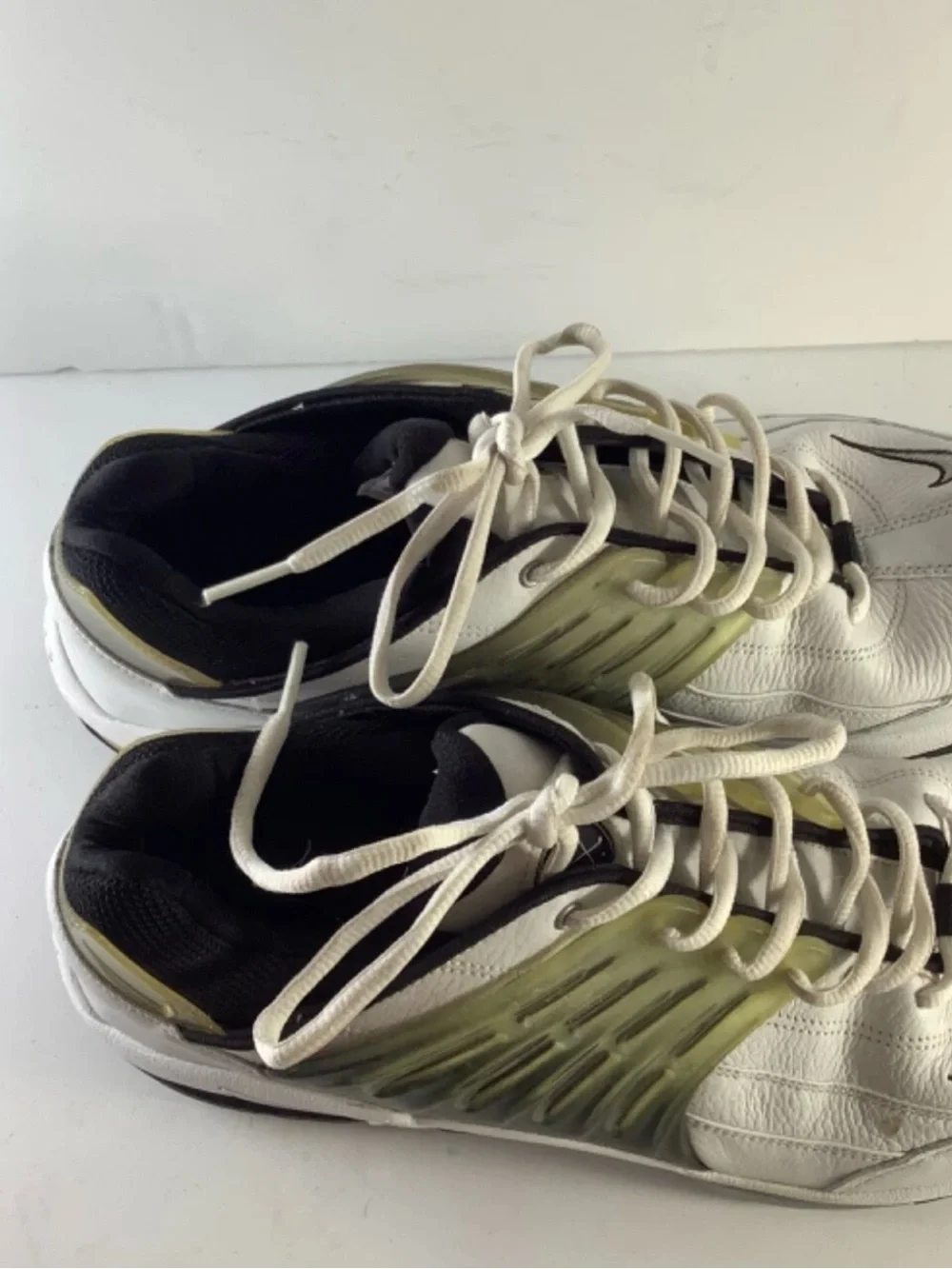 Nike Air Men White Leather Golf Shoes  - Size 10.5