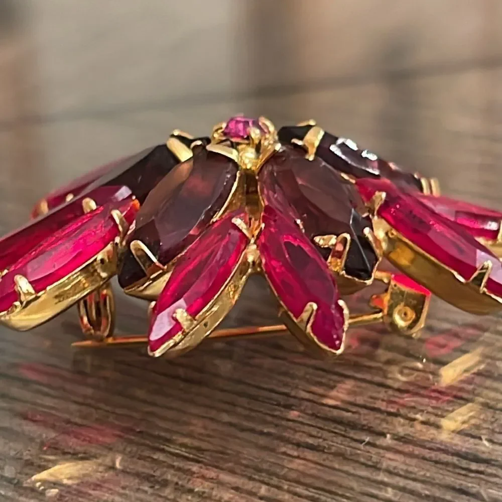 Vintage floral cluster
