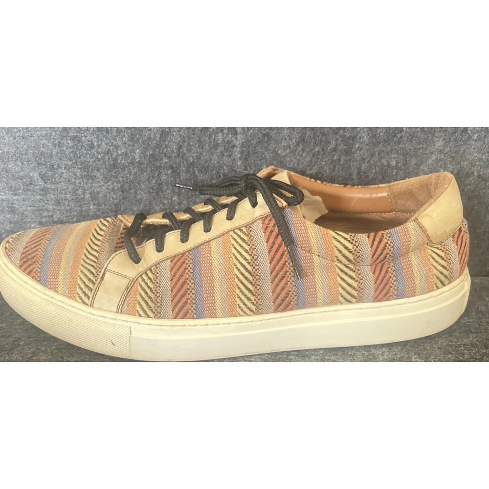 Taft sneaker tribal