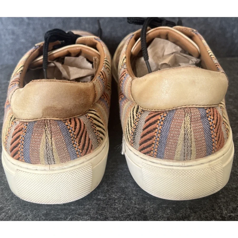 Taft sneaker tribal