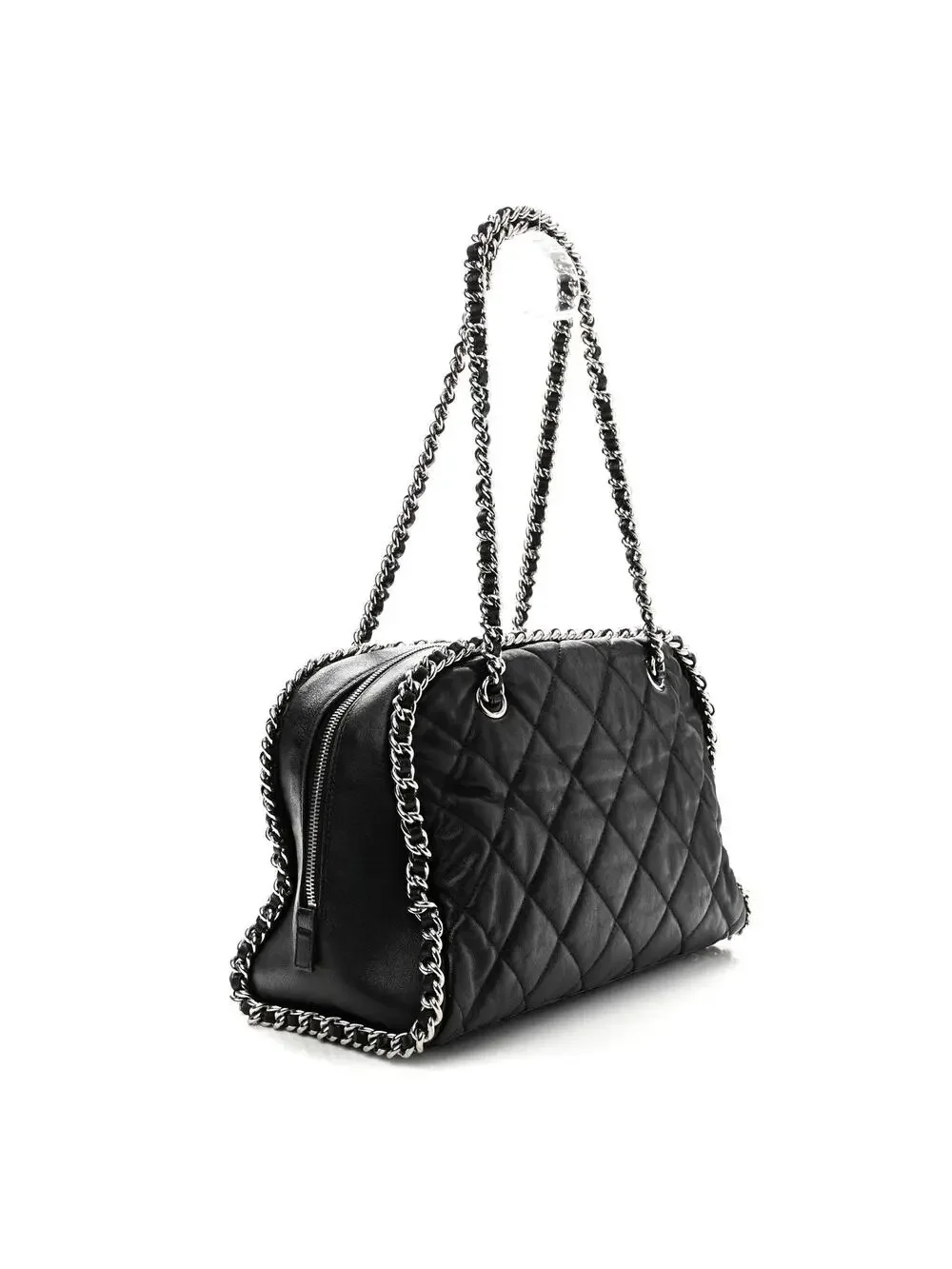 CHANEL indulge timeless