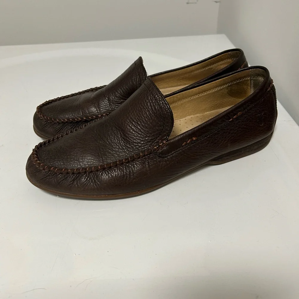 Frye size 10
