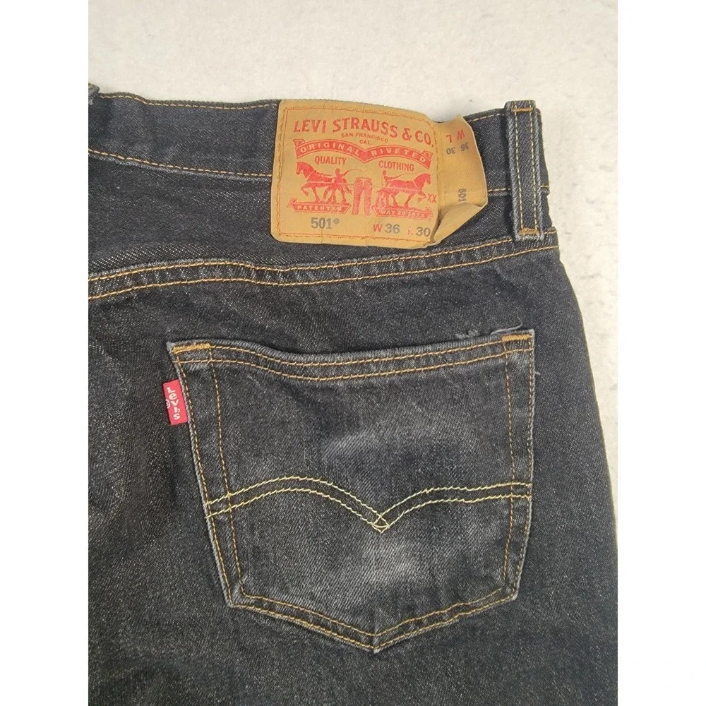 Levis 501 Jeans Mens 36x30 Black Straight Button Fly Denim Fits‎ 34x28.5