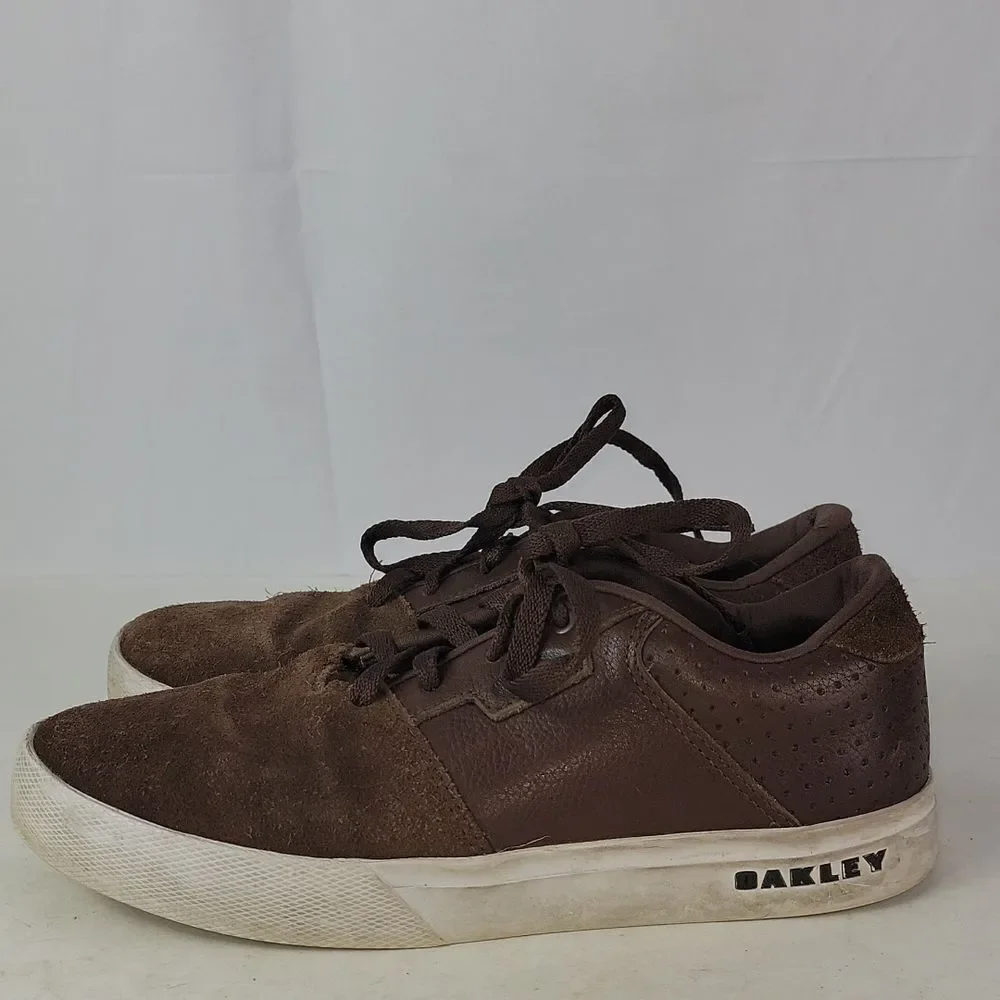 Oakley valve brown