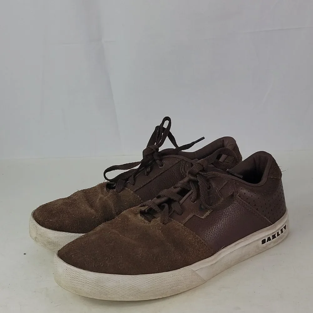 Oakley valve brown