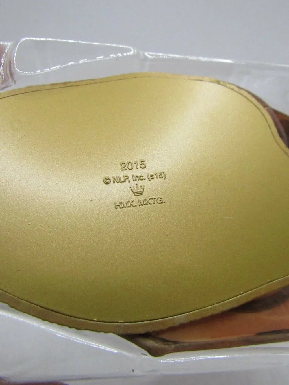 Hallmark gold no excellent