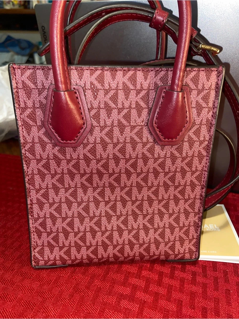 Michael Kors compact michael