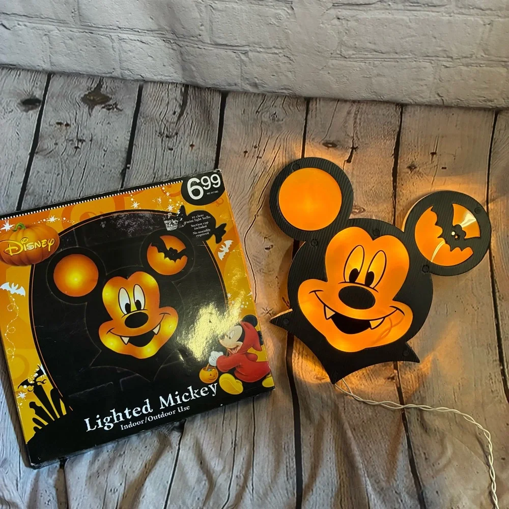 Disney Lighted Vampire Mickey Mouse Window Halloween Seasonal‎ Indoor Decor 12”