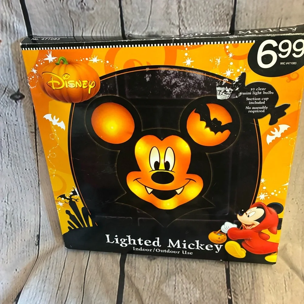 Disney Lighted Vampire Mickey Mouse Window Halloween Seasonal‎ Indoor Decor 12”