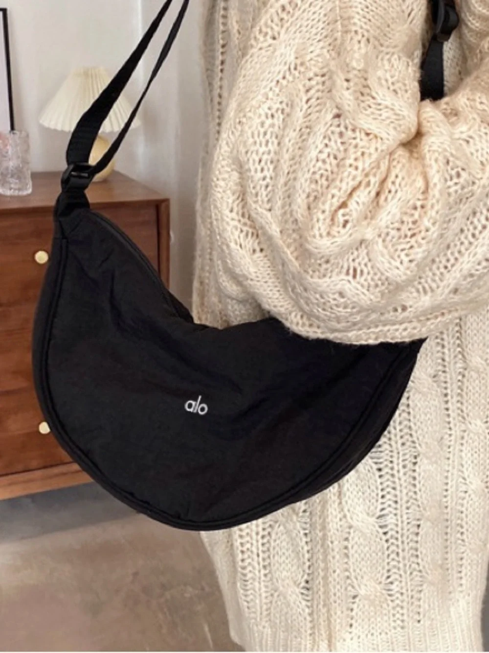 🥝ALO Yoga crossbody casual multifunctional adjustable armpit nylon bag