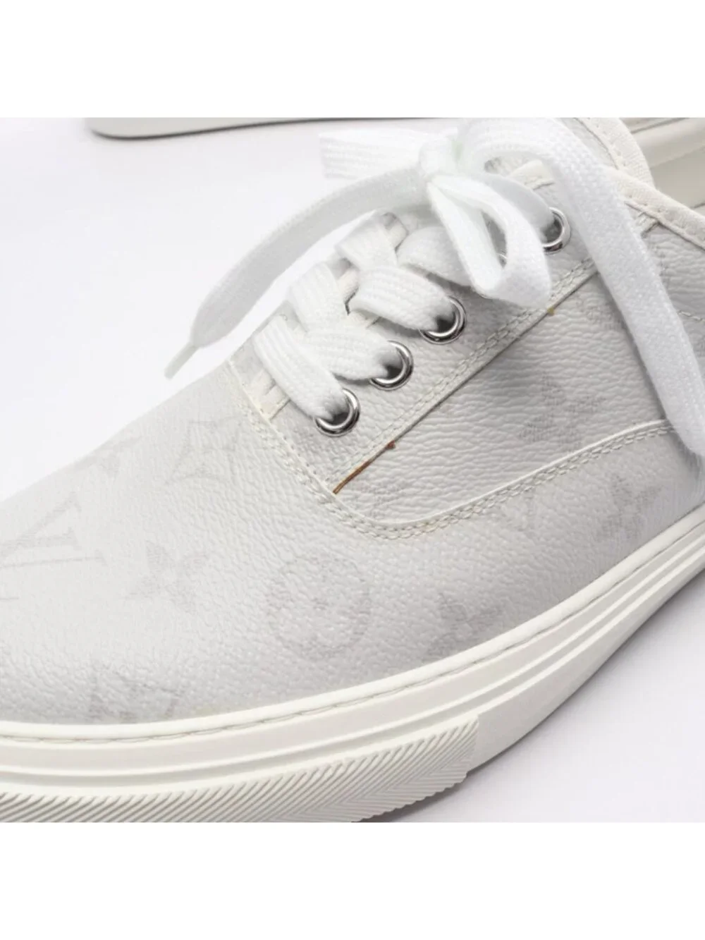 Louis Vuitton unused item