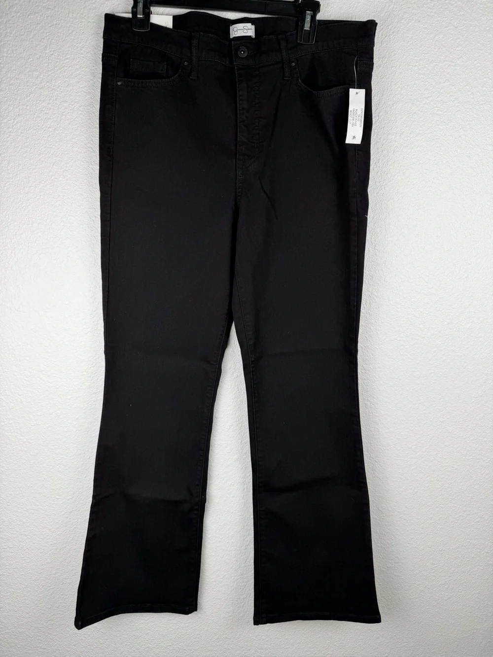 NWT Jessica Simpson Mid-Rise Slight Flare Soft Stretch Boot Cut Jeans 14/32