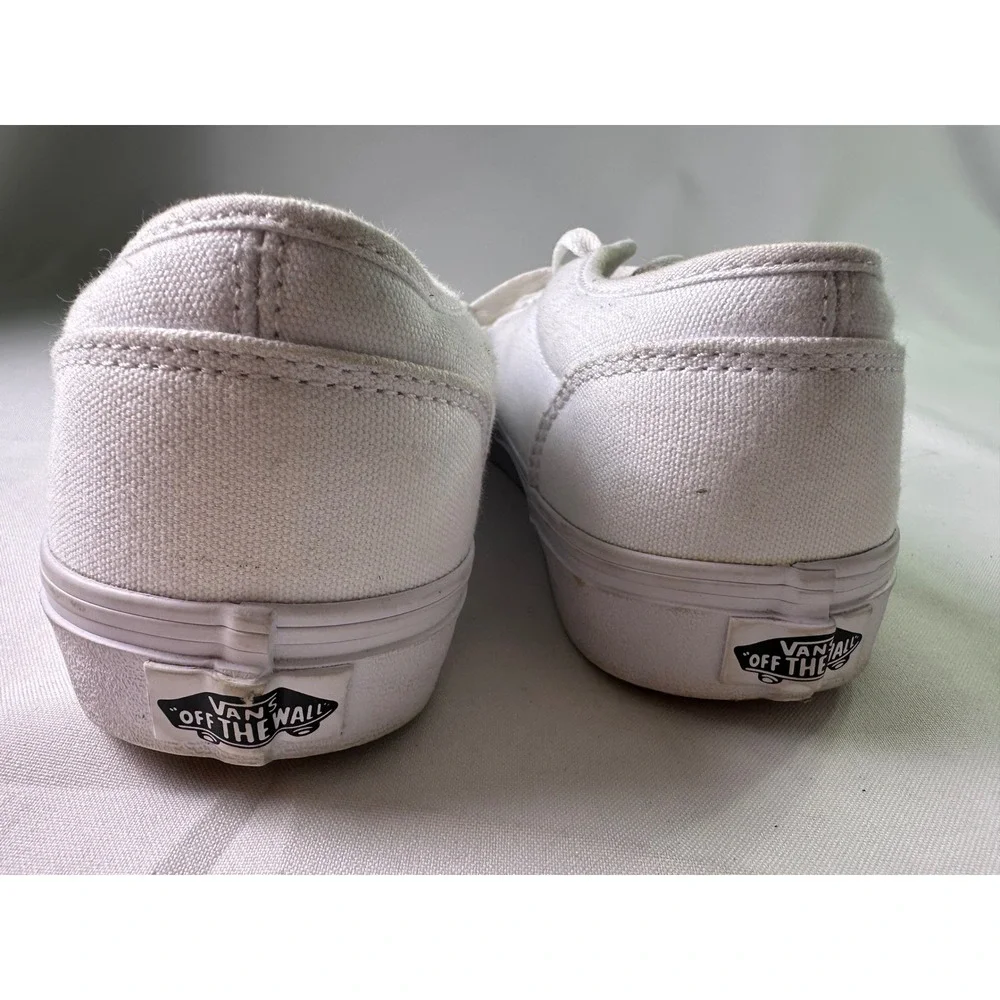 Vans Atwood Low White Canvas Skate‎ Shoes Mens Size 8.5 Casual Low Top Sneakers