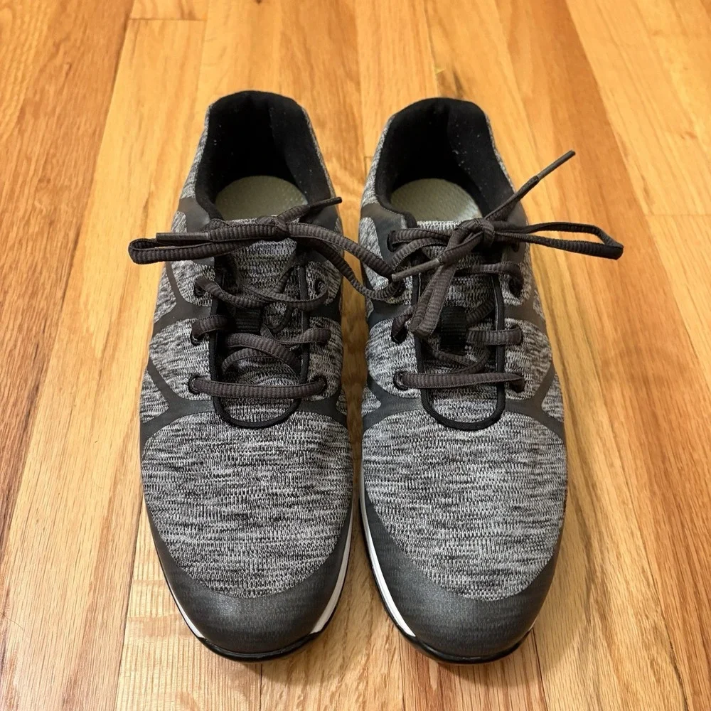 FootJoy read small