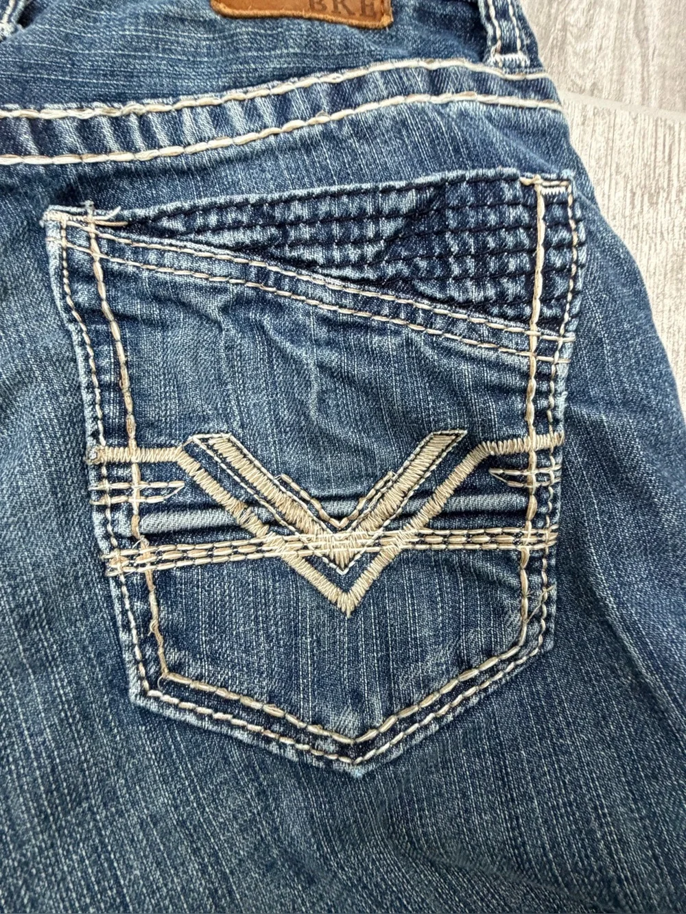 BKE Aiden western bootcut jeans contrast stitching can be unisex size 26S