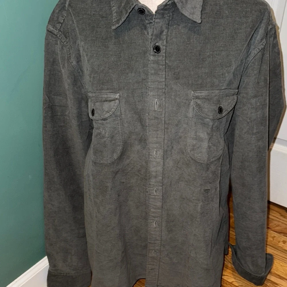 Men's J Crew XL‎ button up gray shirt. Fall/comfy