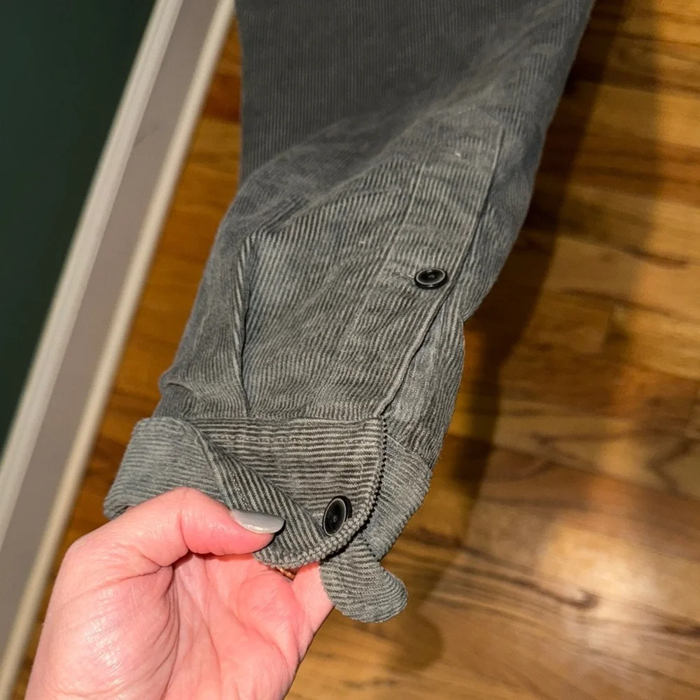 Men's J Crew XL‎ button up gray shirt. Fall/comfy