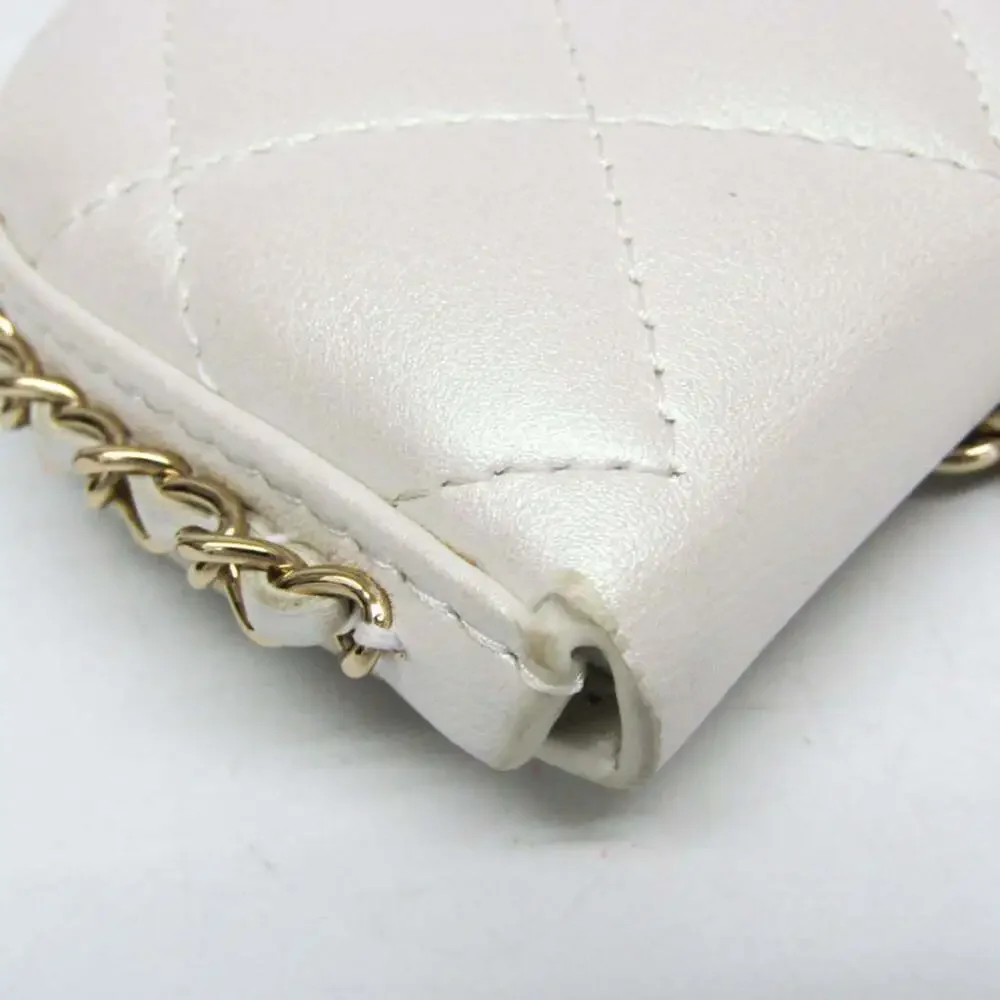 CHANEL White Pearl Leather Wallet