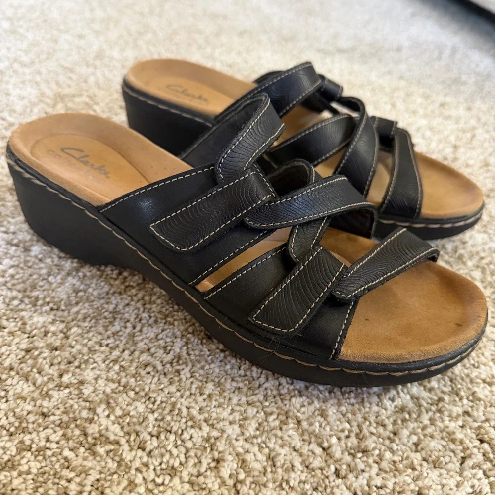 Clarks Collection Womens Black Wedge Slide Sandals Adjustable Straps‎ Size 8.5