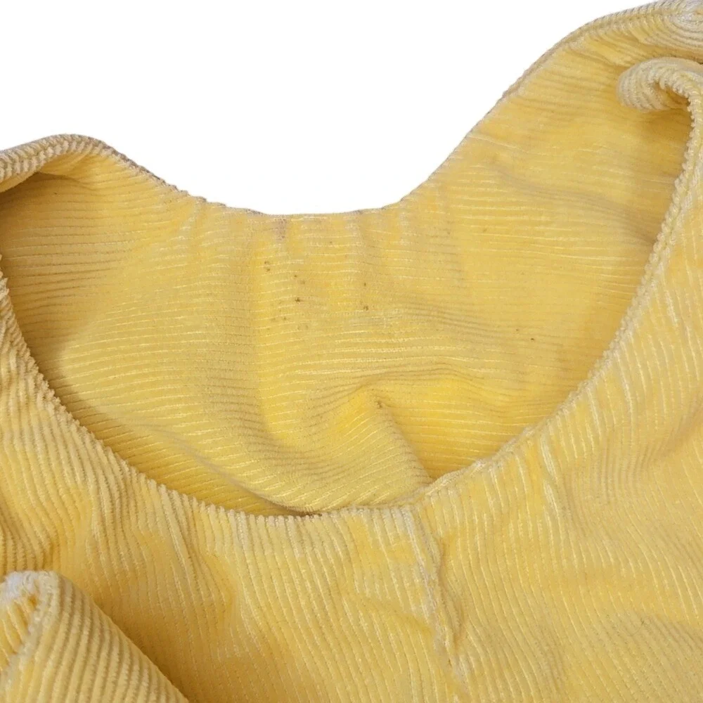 N/A polyester mostly small