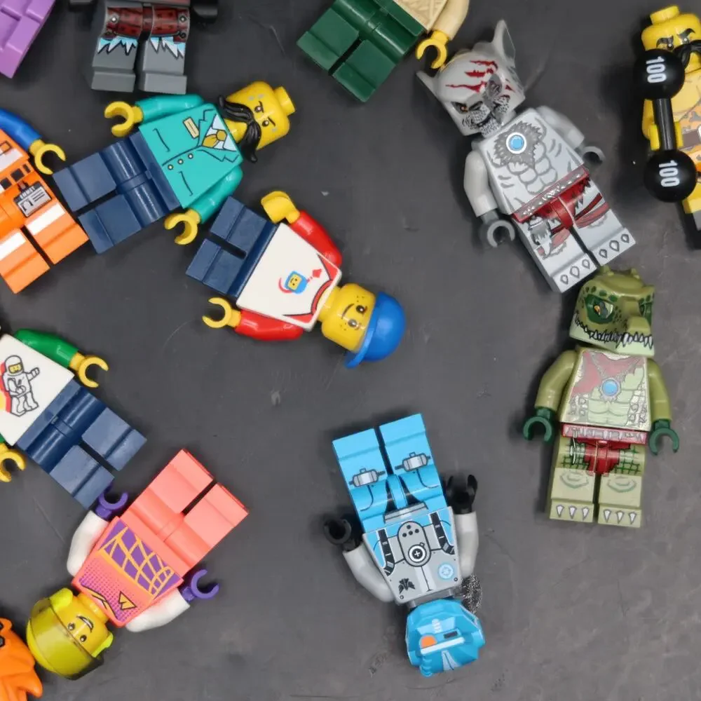 Lego Minifigure Assorted Lot Of 20 Minifigs City Chima Jurassic Samurai