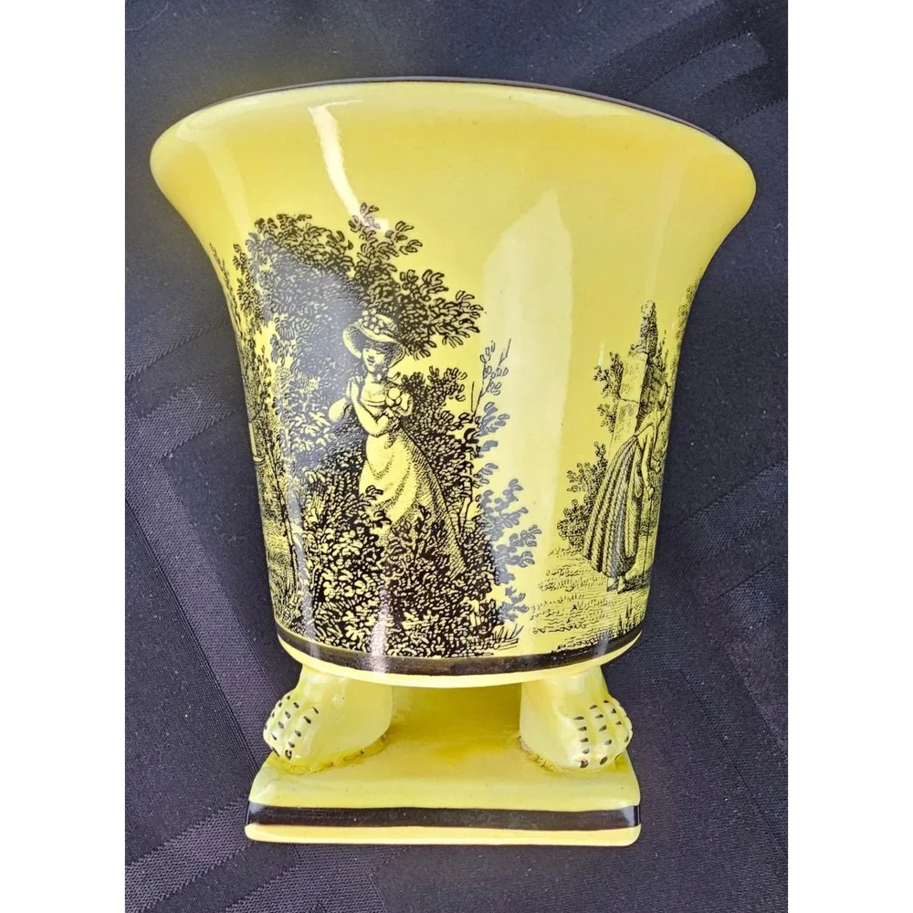 Mottahedda vintage 1960s