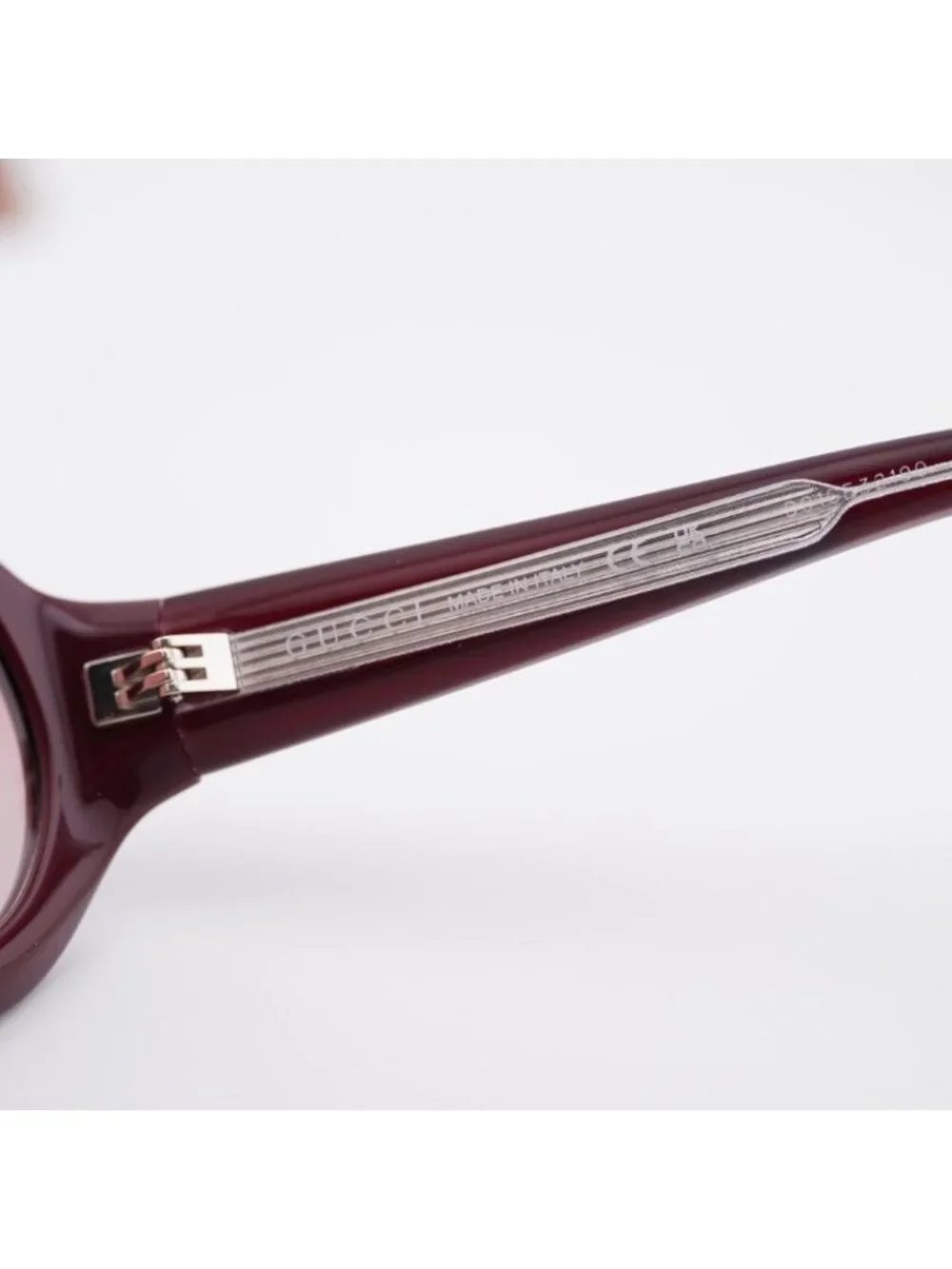 Gucci GG2012S 002 Sunglasses Solid Burgundy Square Frame, Burgundy Lenses