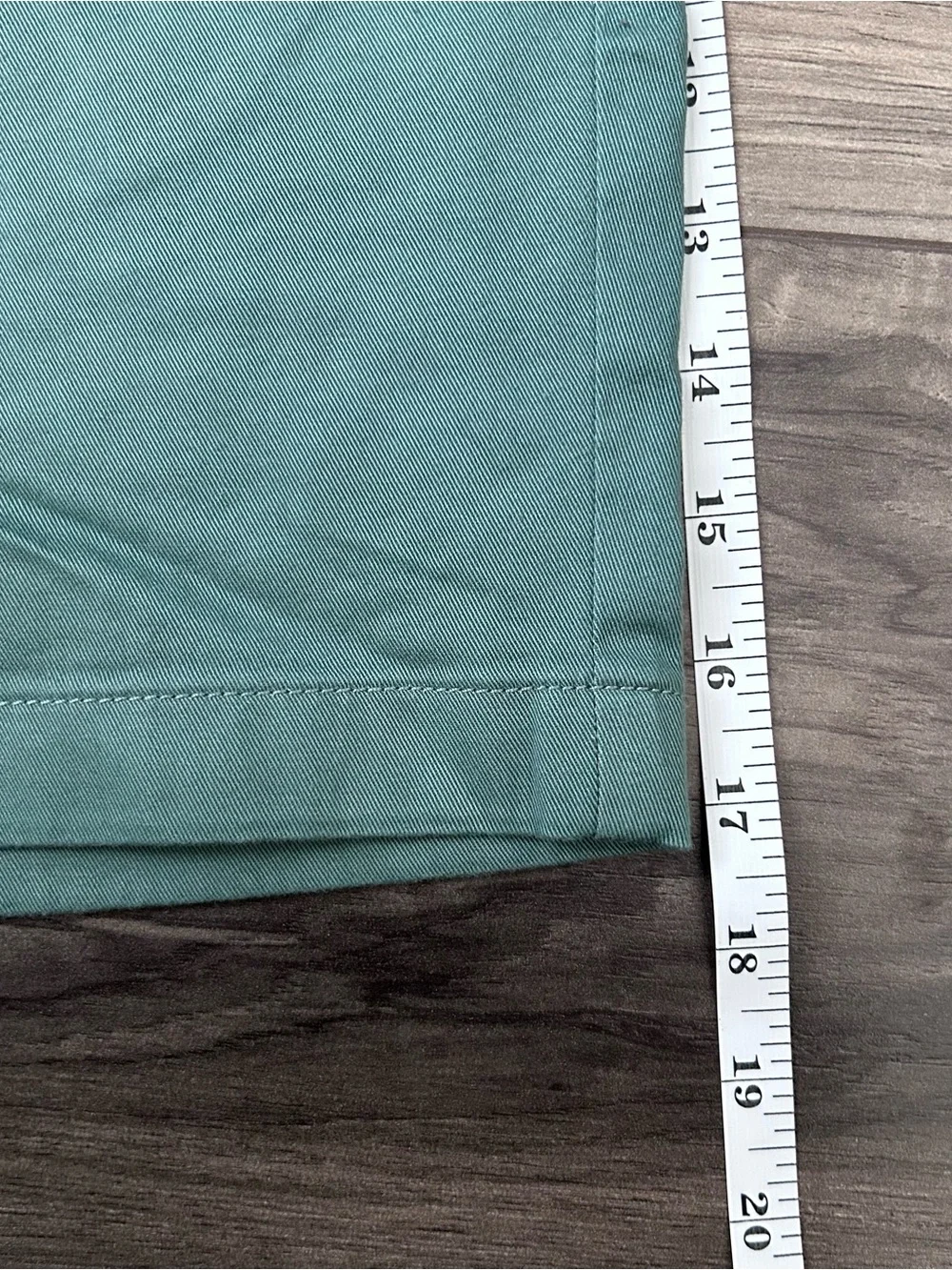 J.CREW Casual Chino Shorts Size 31 7” Inseam Green Style L0923 New
