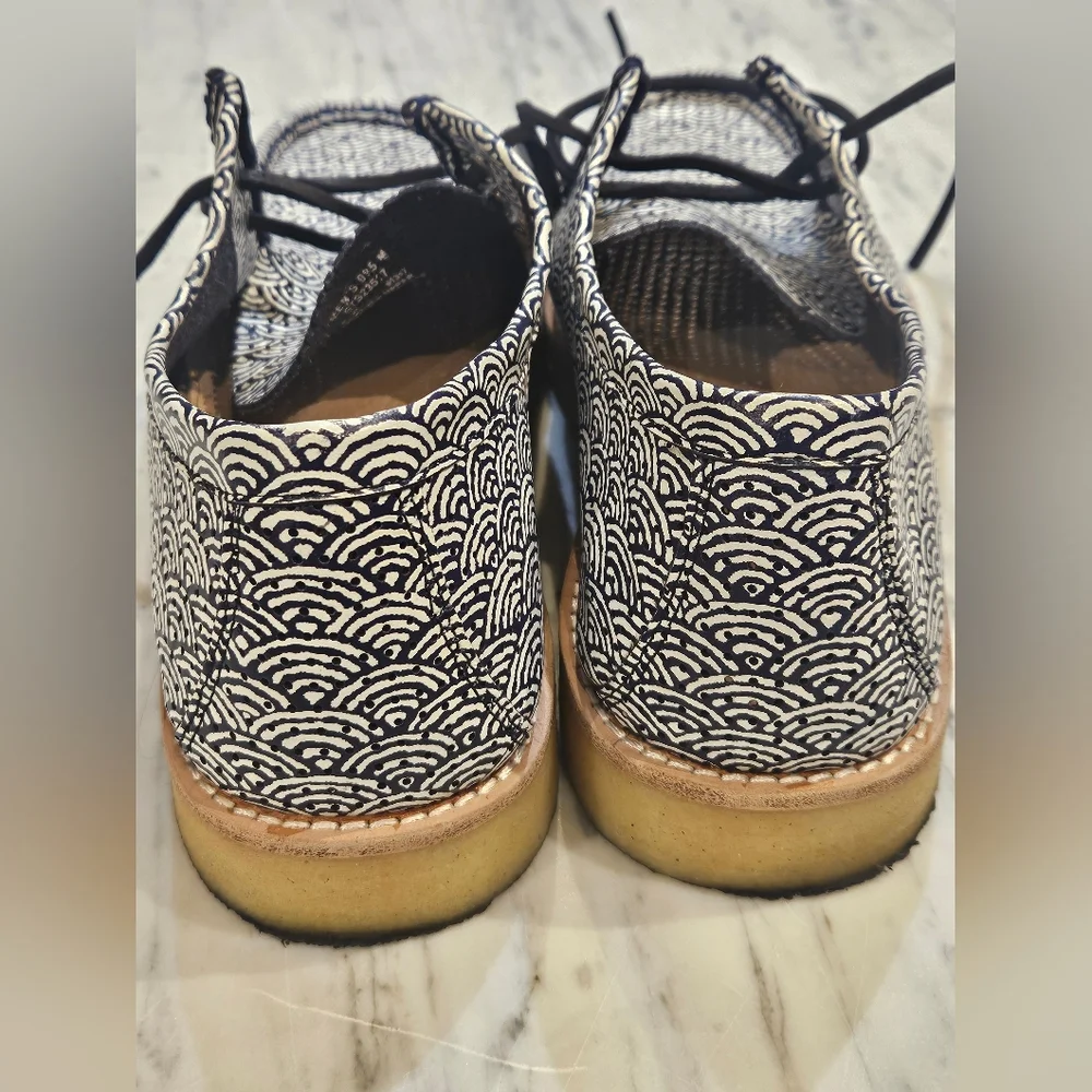 Sperry Top Sider Captain's Oxford Wave Print Mens Sz‎ 9.5