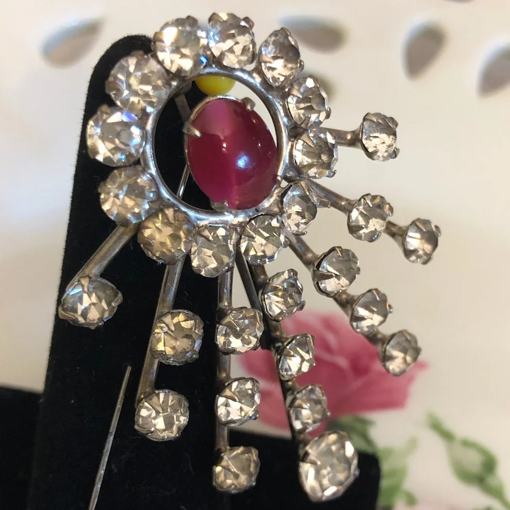 N/A jewelry item