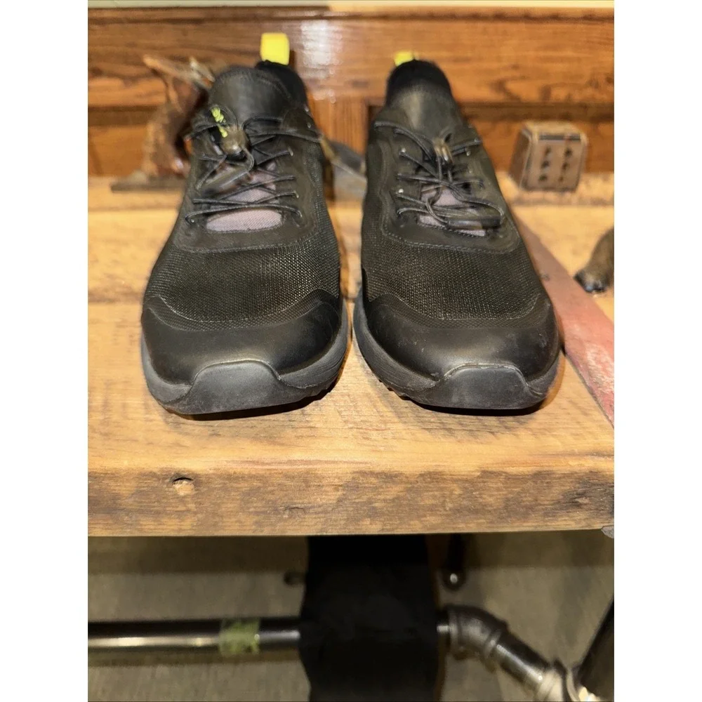 Swims‎ Ocean Runner Black Green Sneakers Men's Size 13 US
