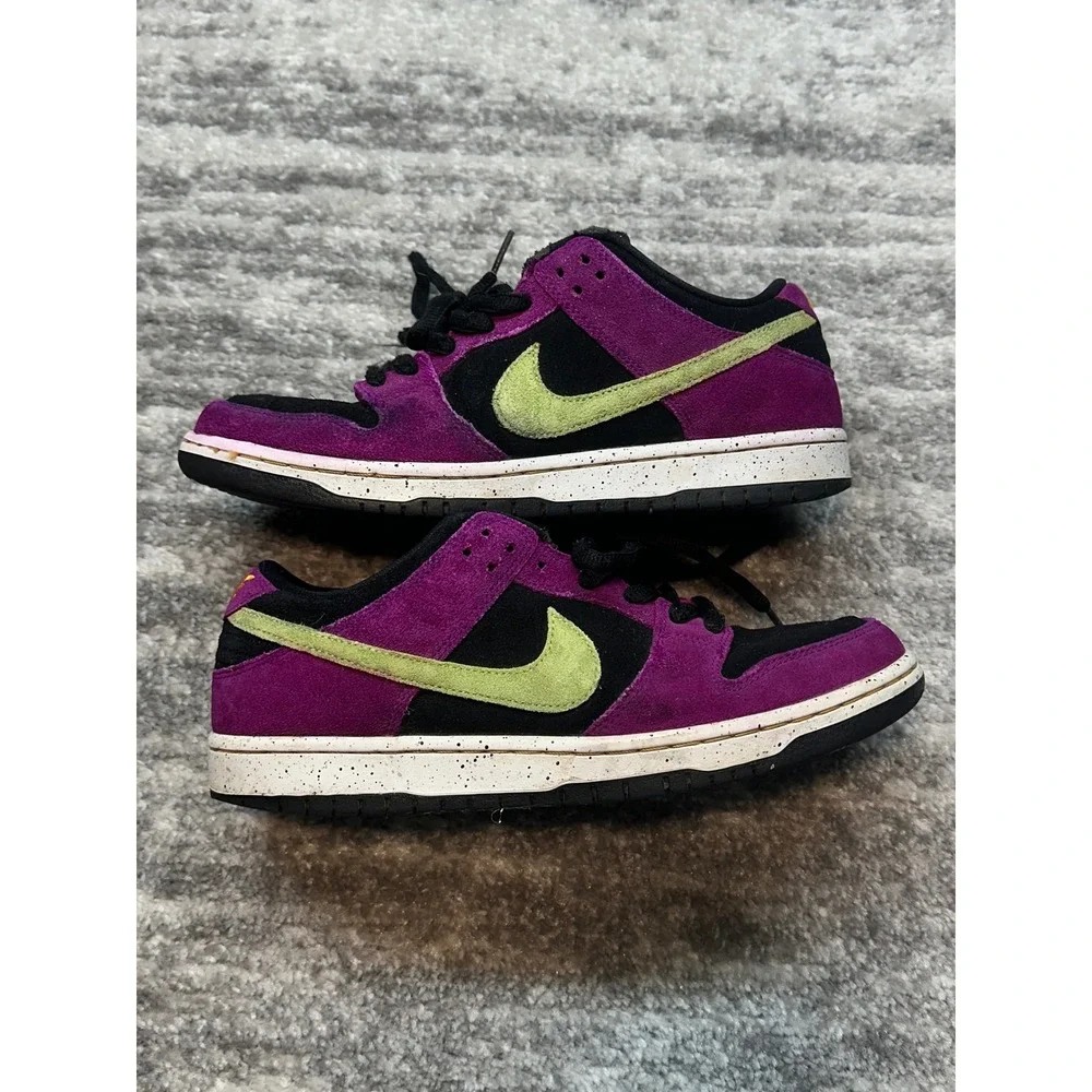Nike SB Dunk Low‎ Pro Mens 9 Purple Red Plum BQ6817-501 ACG Terra Suede Sneaker