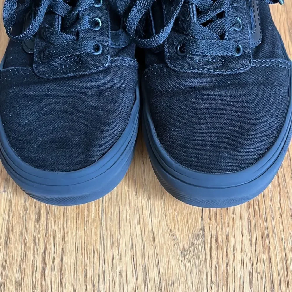Vans Kid’s Old Skool Black Sneakers- Size 3.5
