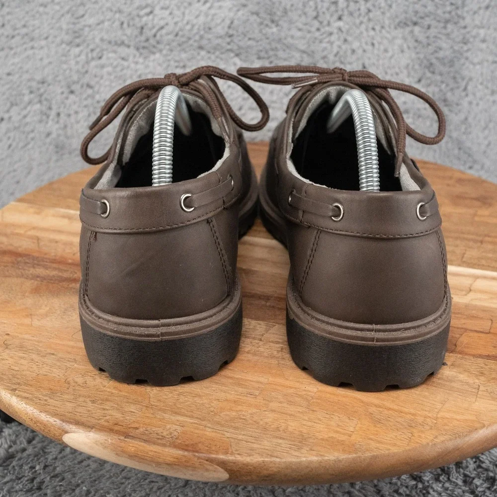 Size 8.5 Men's Brown Boat Shoes Moccasin Loafer Lace Up Thick Tread Soles