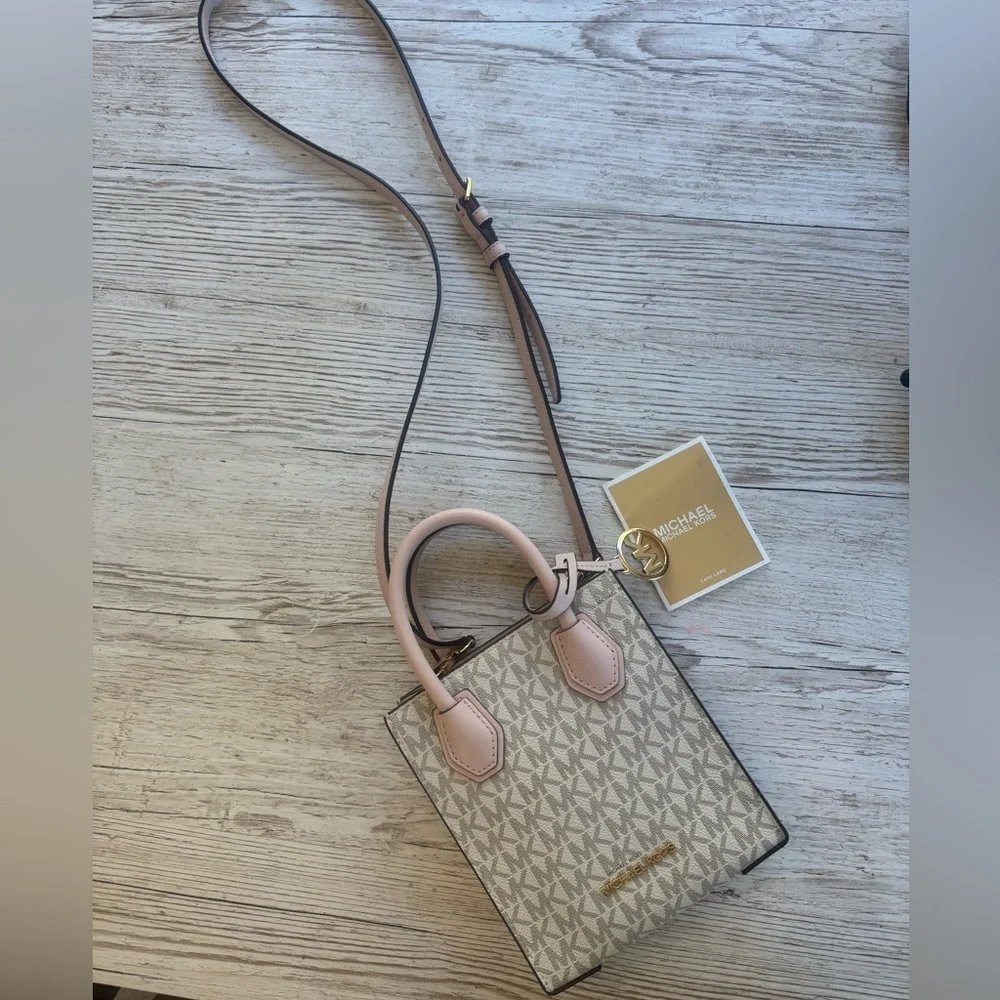 Michael Kors this bag
