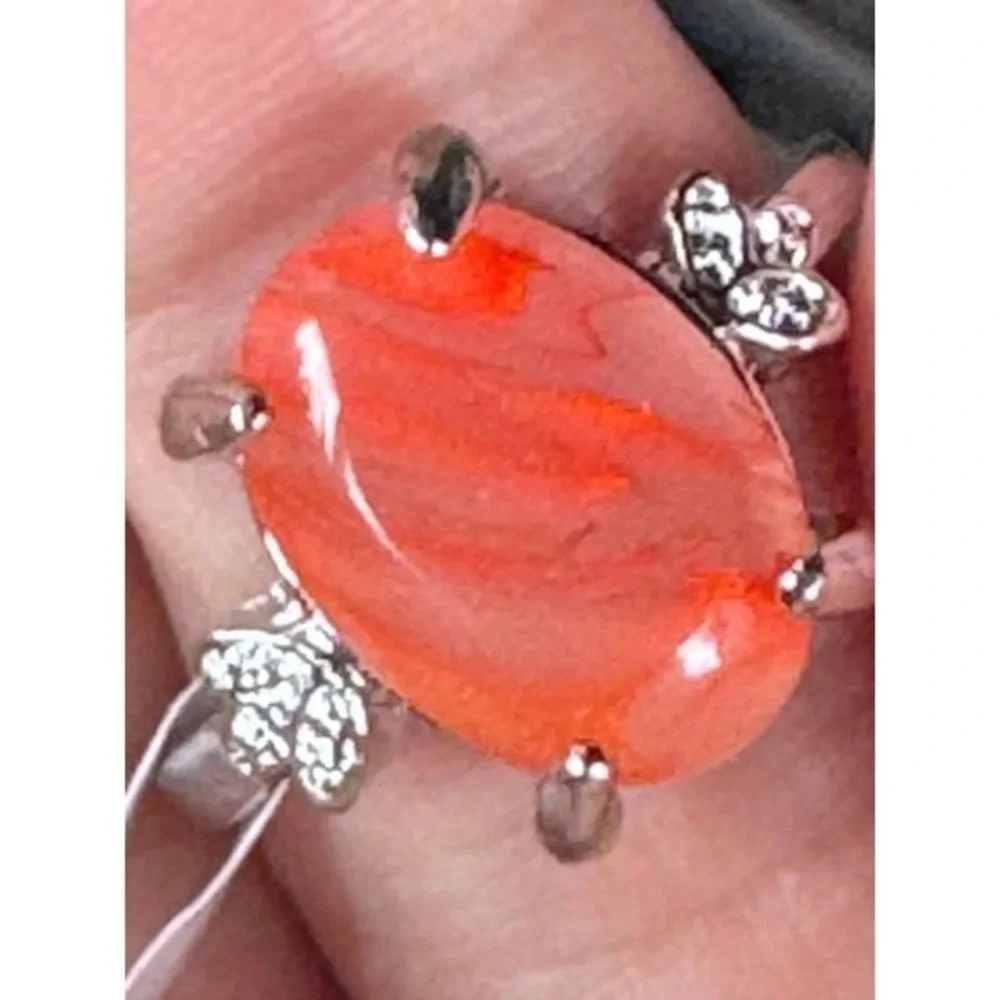 Boutique Corkys elegant orange