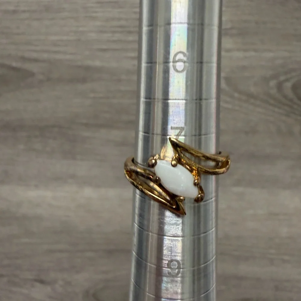 Elegant Gold and‎ White Women's Ring 18K plated