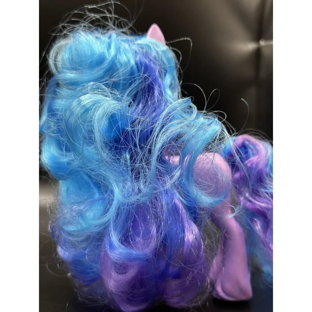 My Little Pony Movie G5 Figure Izzy Moonbow Unicorn Shining Adventures Hasbro 6”