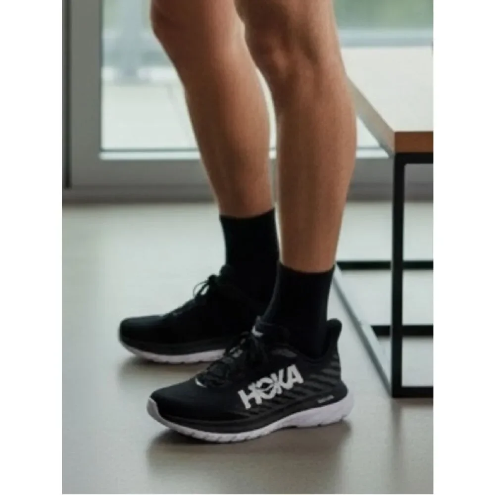 Hoka One One Mach 5 Men’s Running Shoes Black Sneakers Size 11/2E