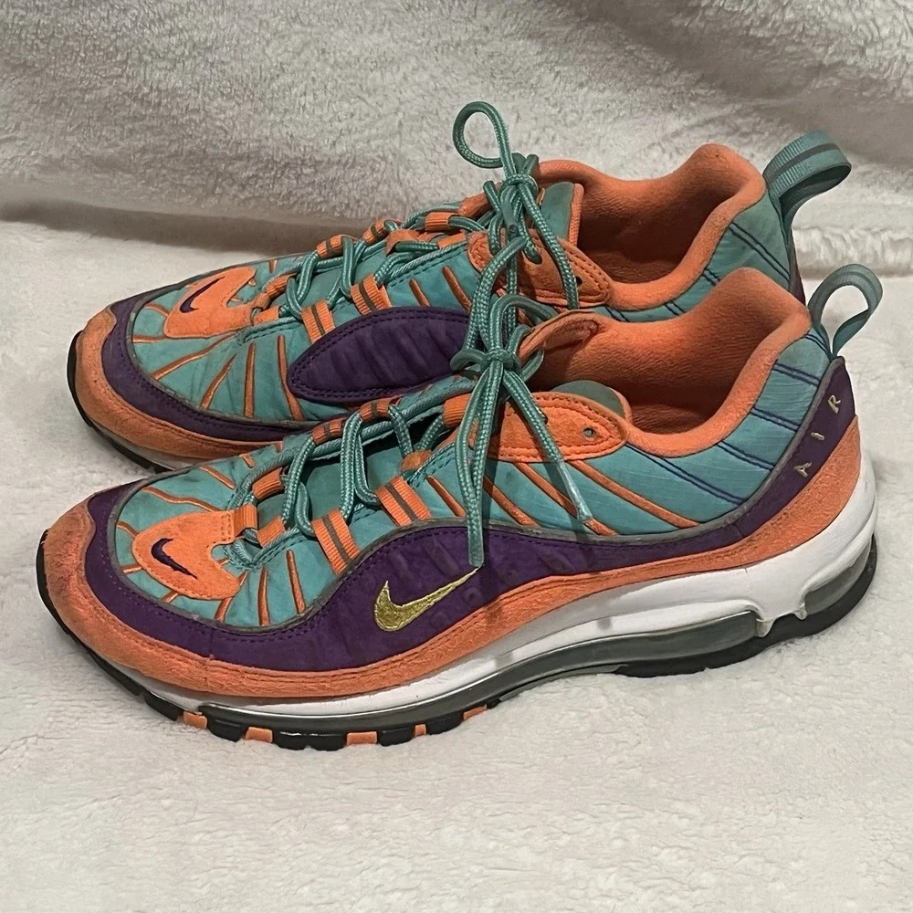 Nike summer slight grape
