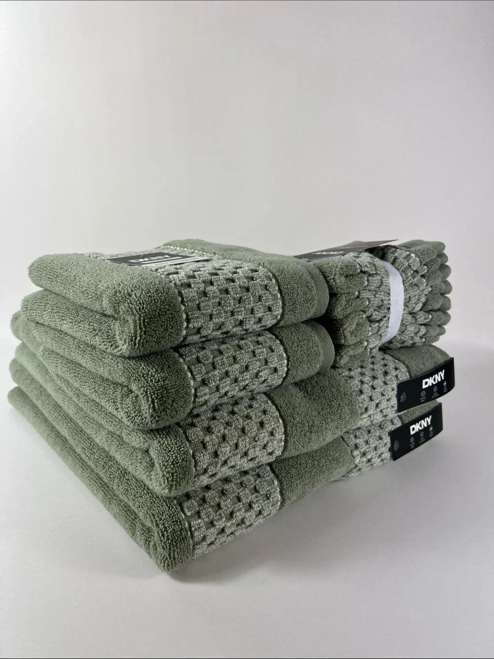 DKNY Bath Towel Set Sage Green White Plush Cotton Zero Twist Set of 8 NEW