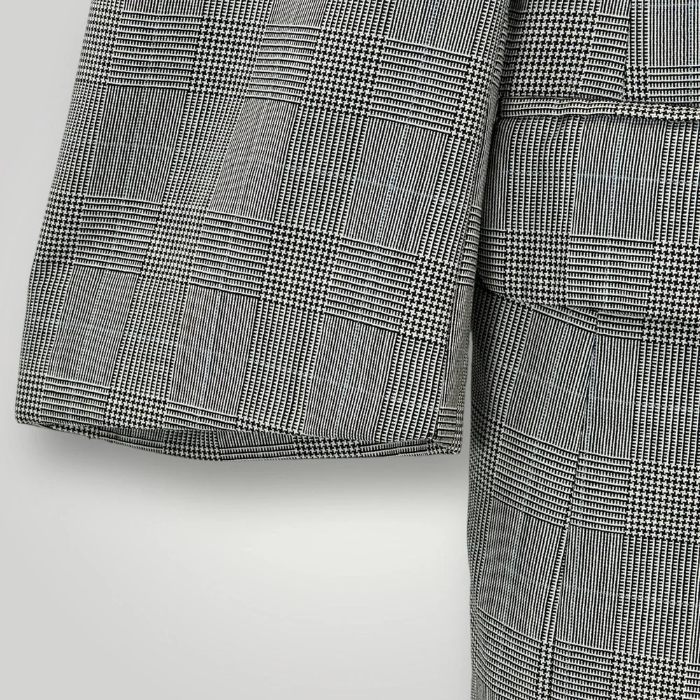 VTG Burberrys Sport Coat Mens Size 42 R Black White Plaid Window‎ Pane Wool USA