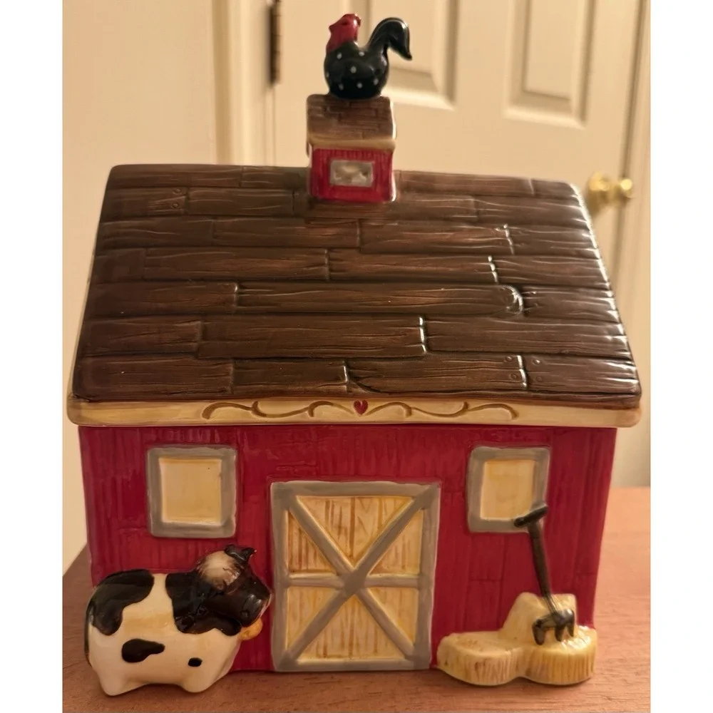 Vintage Red Barn Cookie Jar Rooster, Cow, Sheep EUC‎