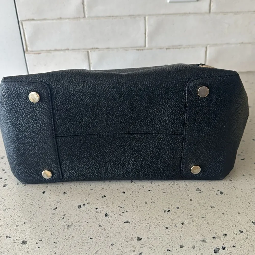 Michael Kors Mercer Large Satchel Black Leather Handbag Top Zip Closure Bag GUC