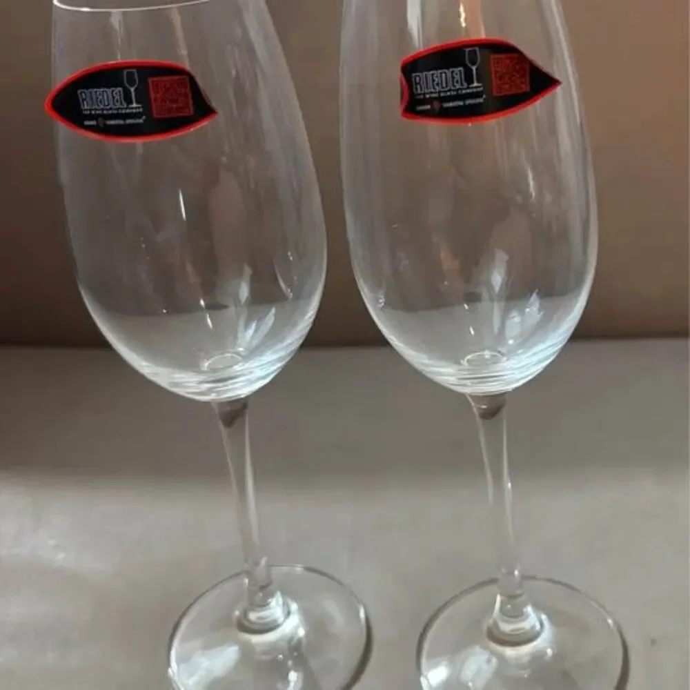Riedel Ouverture Champagne Glasses Set of 2 – Never Used