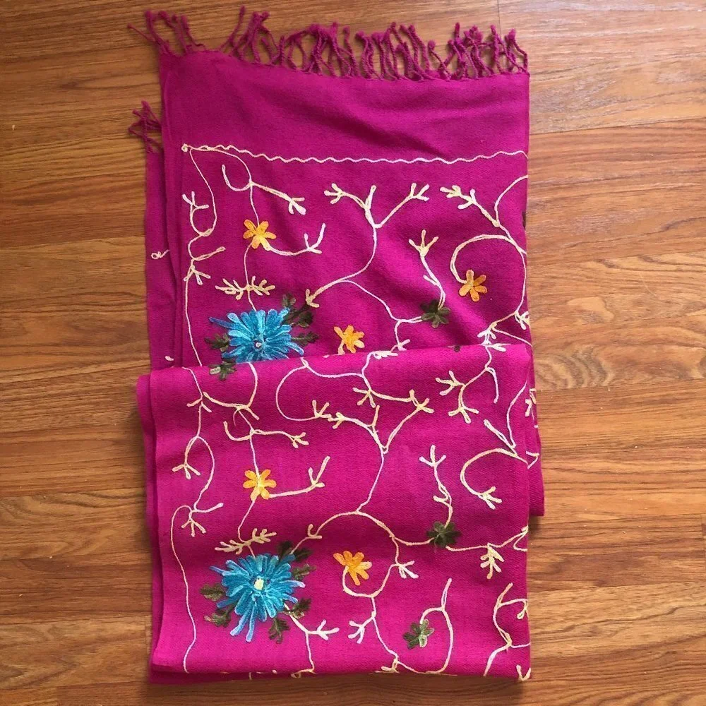 Floral Fuchsia Pink Crewel Embroidered Wool Fringed Shawl Wrap Scarf 90