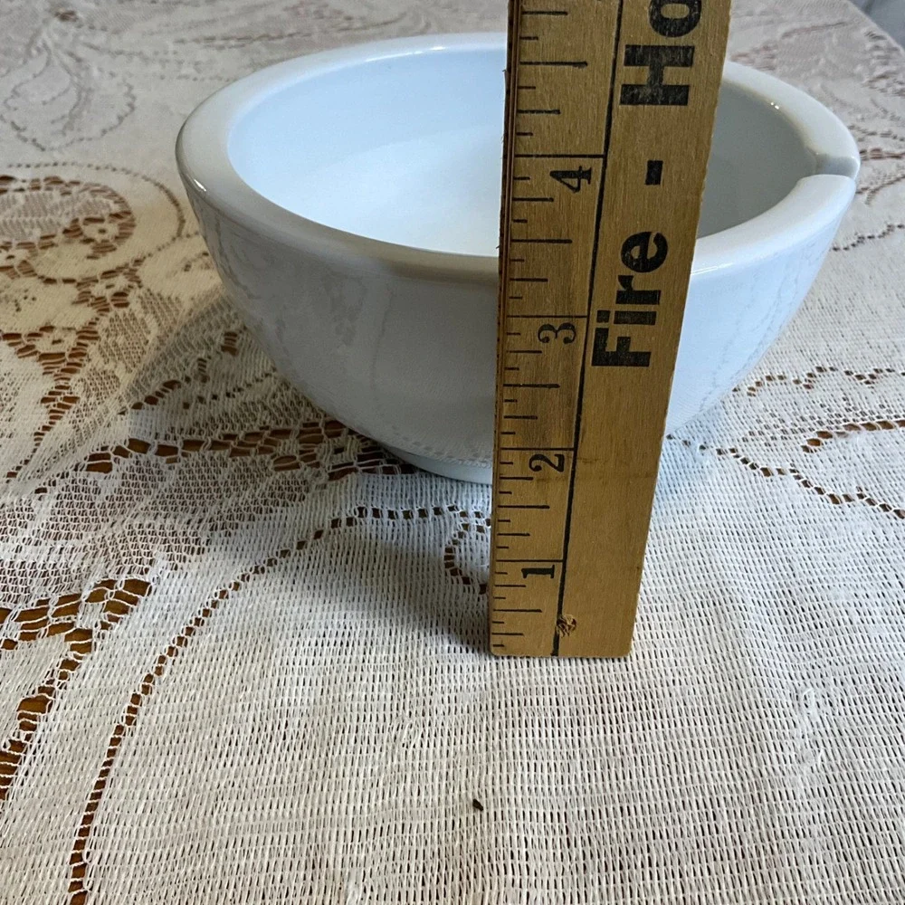N/A classic white