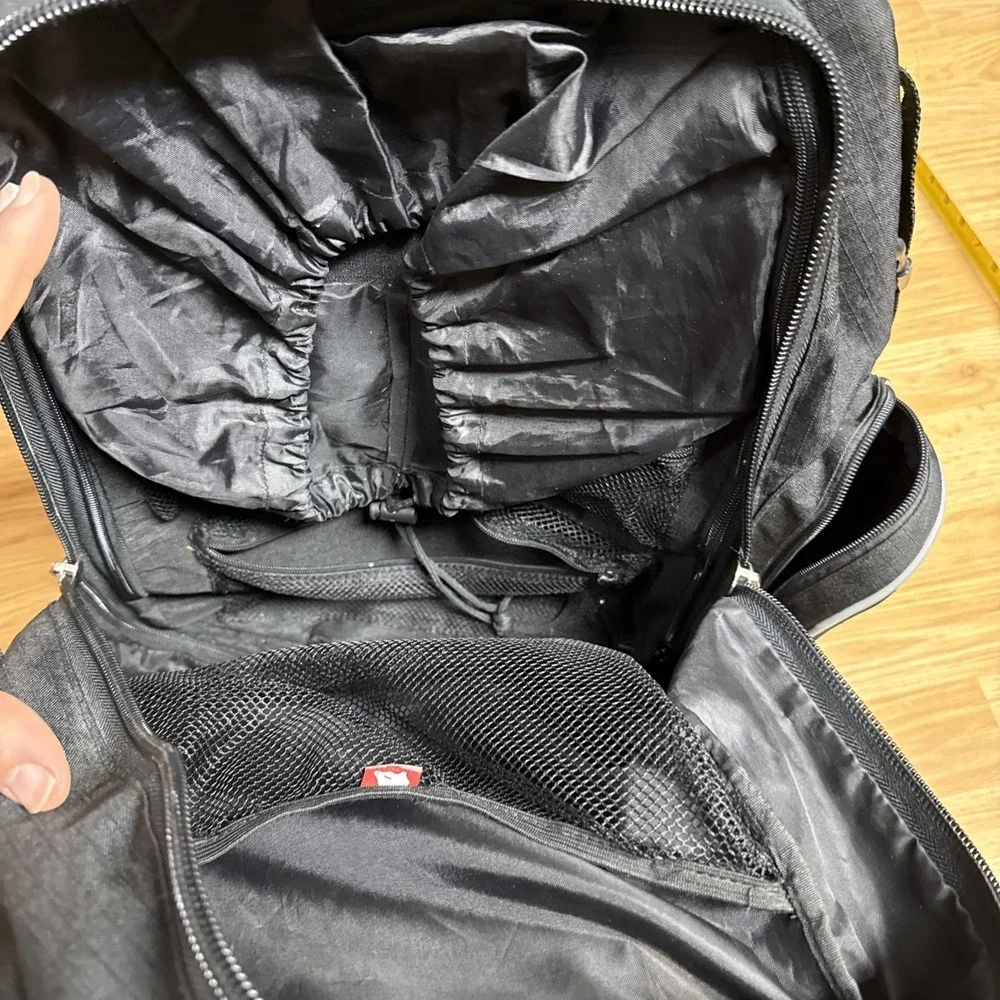Garneau Cycling Bag‎ Mens Large Black Buckle Backpack Travel Pack